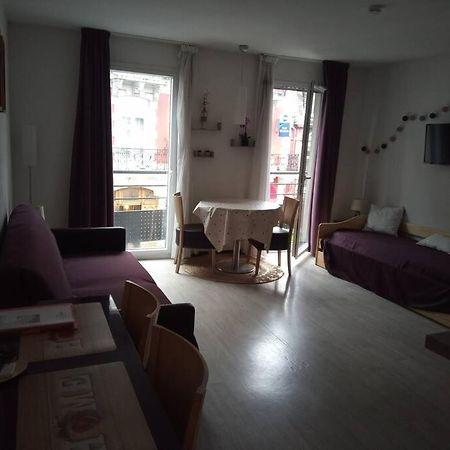 Agreable Studio Familial A Lourdes, Proche Gare 外观 照片
