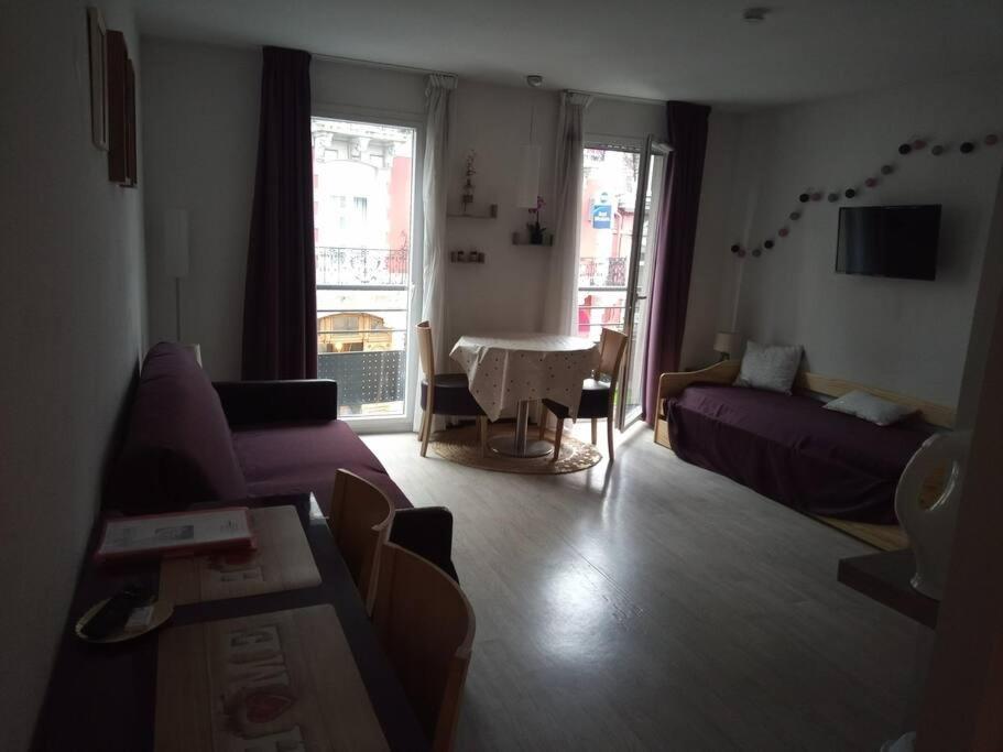 Agreable Studio Familial A Lourdes, Proche Gare 外观 照片