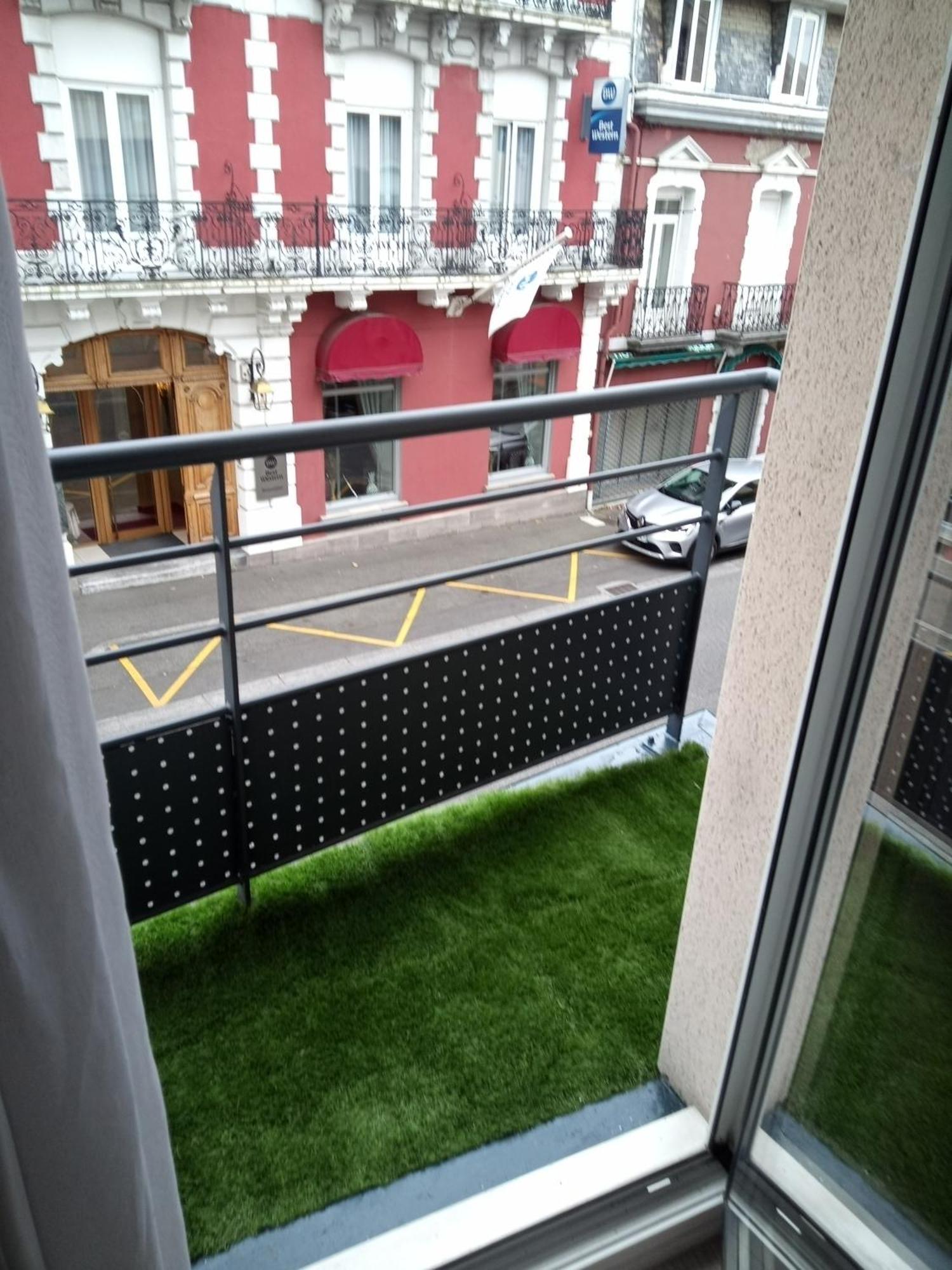 Agreable Studio Familial A Lourdes, Proche Gare 外观 照片